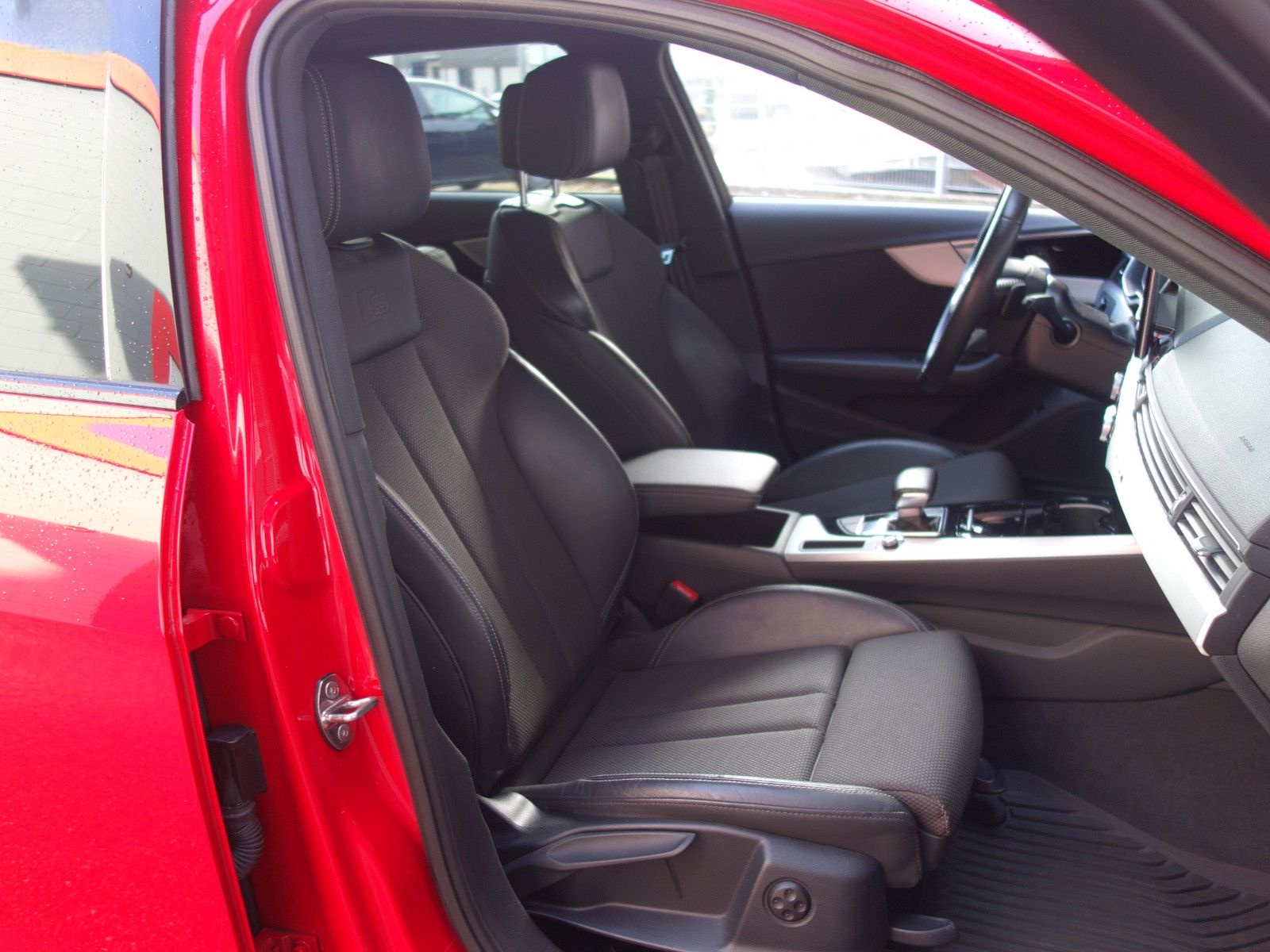 Audi A4 Avant 40 TDI quattro S line Standheizung foto 10