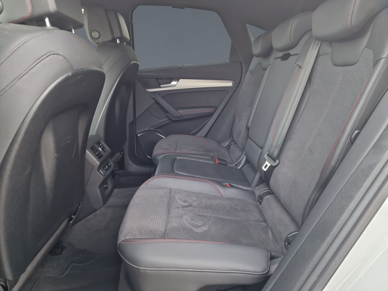 Audi Q5 Sportback 55 TFSI e qu 2x S line MATRIX 20" foto 21