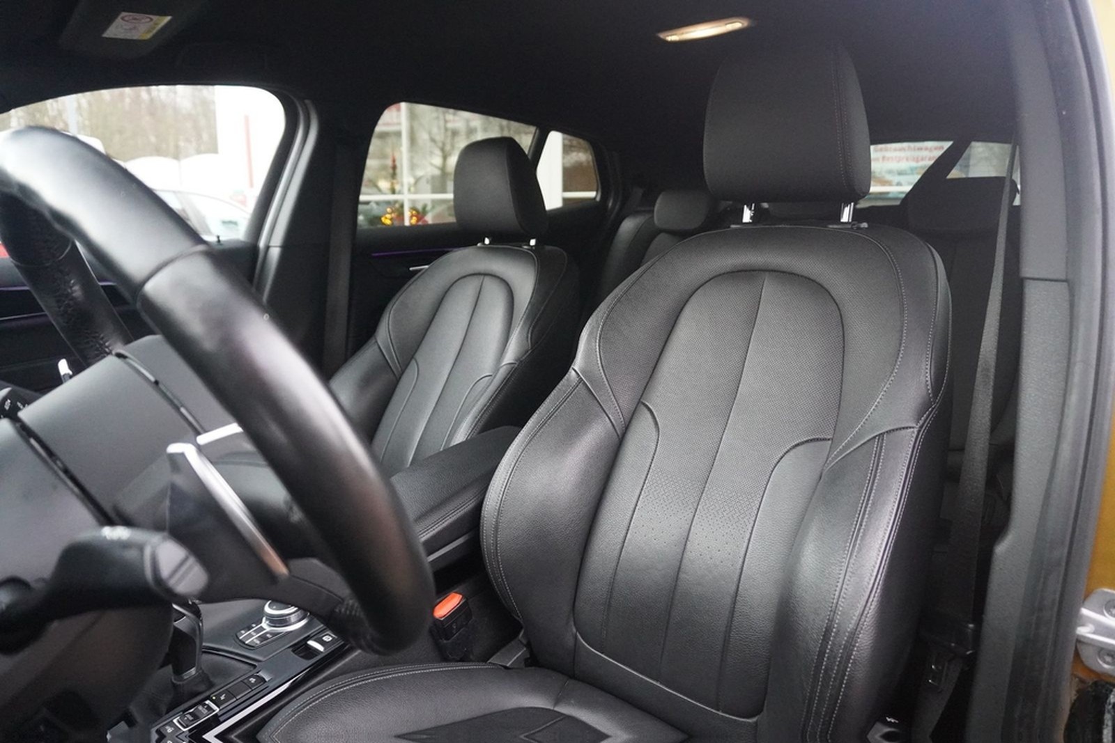 BMW X2 20i xDrive M Sport LED Navi Sitzheizung PDC foto 34
