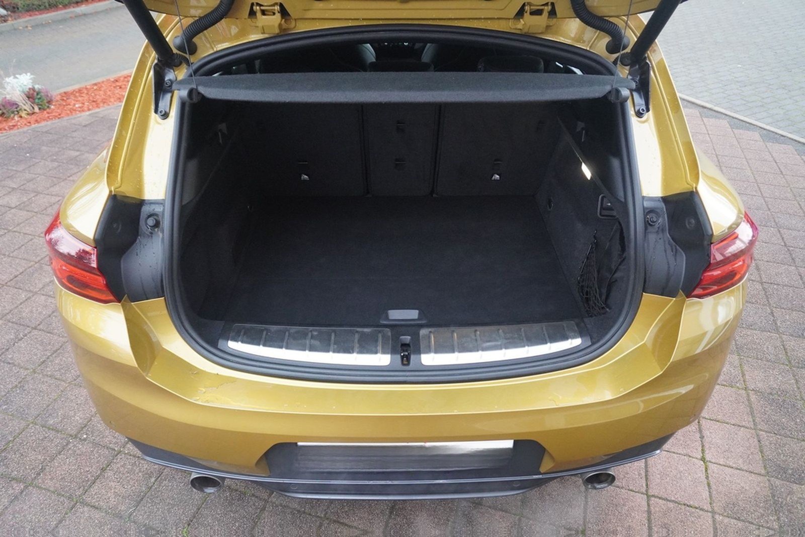 BMW X2 20i xDrive M Sport LED Navi Sitzheizung PDC foto 39