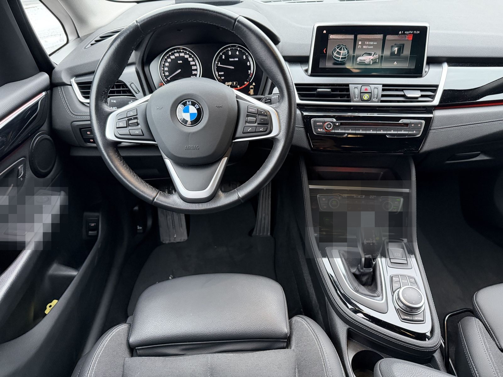 BMW 220i Active Tourer foto 7