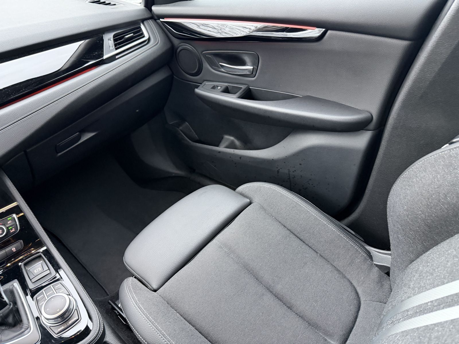 BMW 220i Active Tourer foto 9