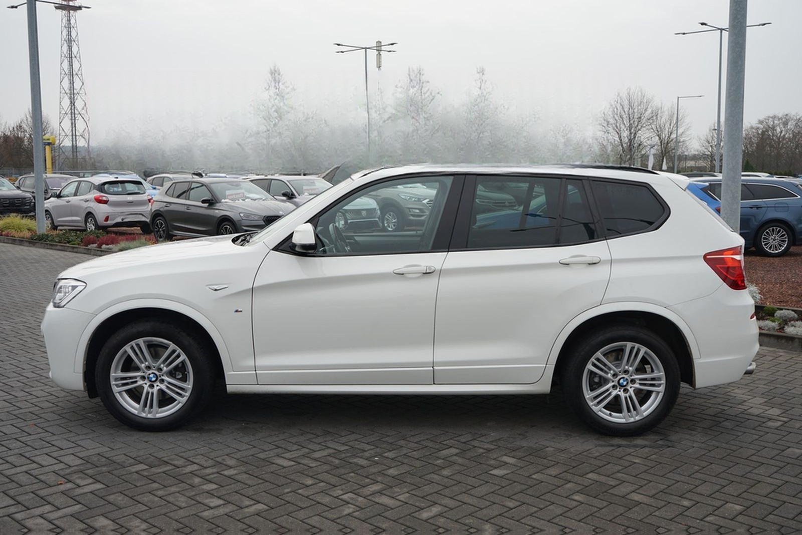 BMW X3 xDrive 20 d M Sport LED HUD Memory Keyless Ka foto 11