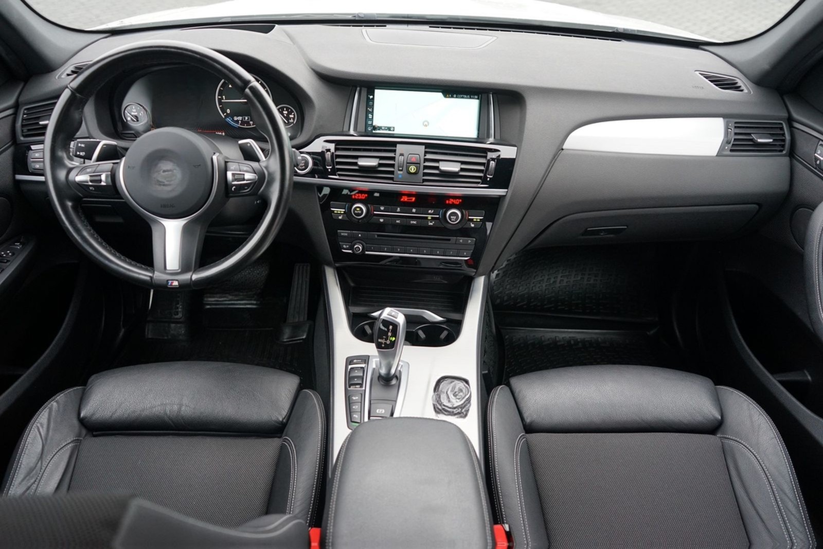 BMW X3 xDrive 20 d M Sport LED HUD Memory Keyless Ka foto 33