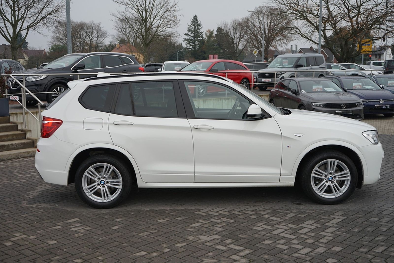 BMW X3 xDrive 20 d M Sport LED HUD Memory Keyless Ka foto 5