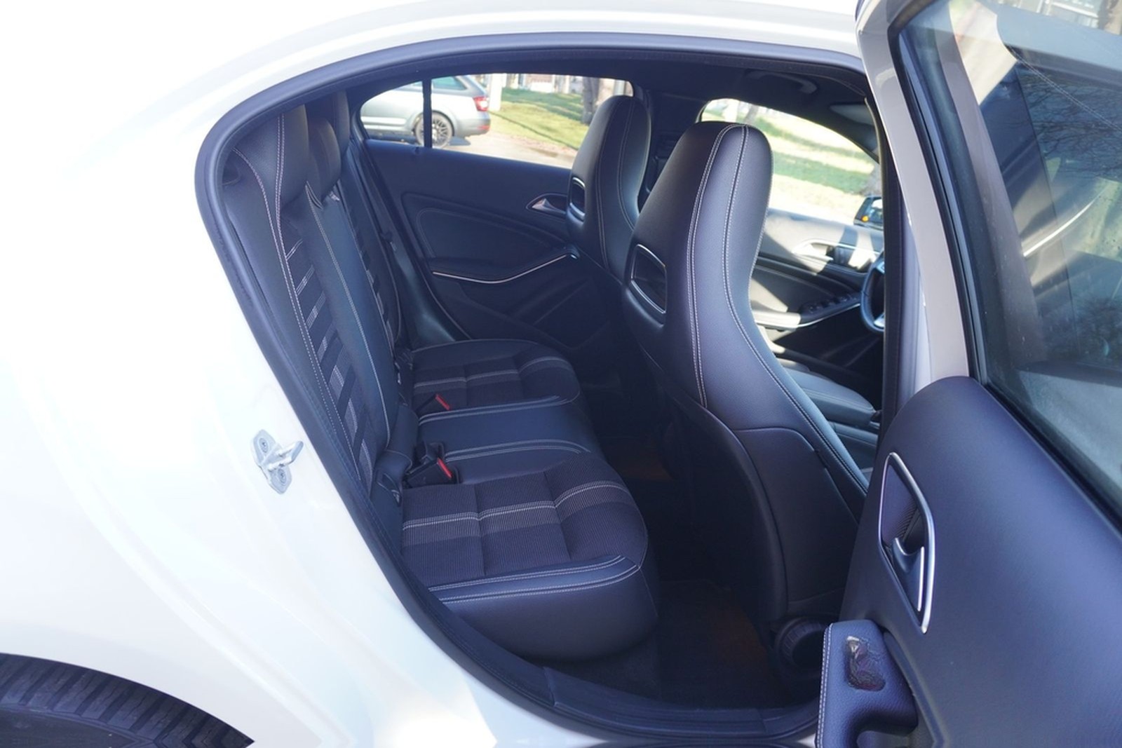 Mercedes-Benz A220 4Matic Urban 4-Matic 7G-DCT LED Totwinkel foto 12