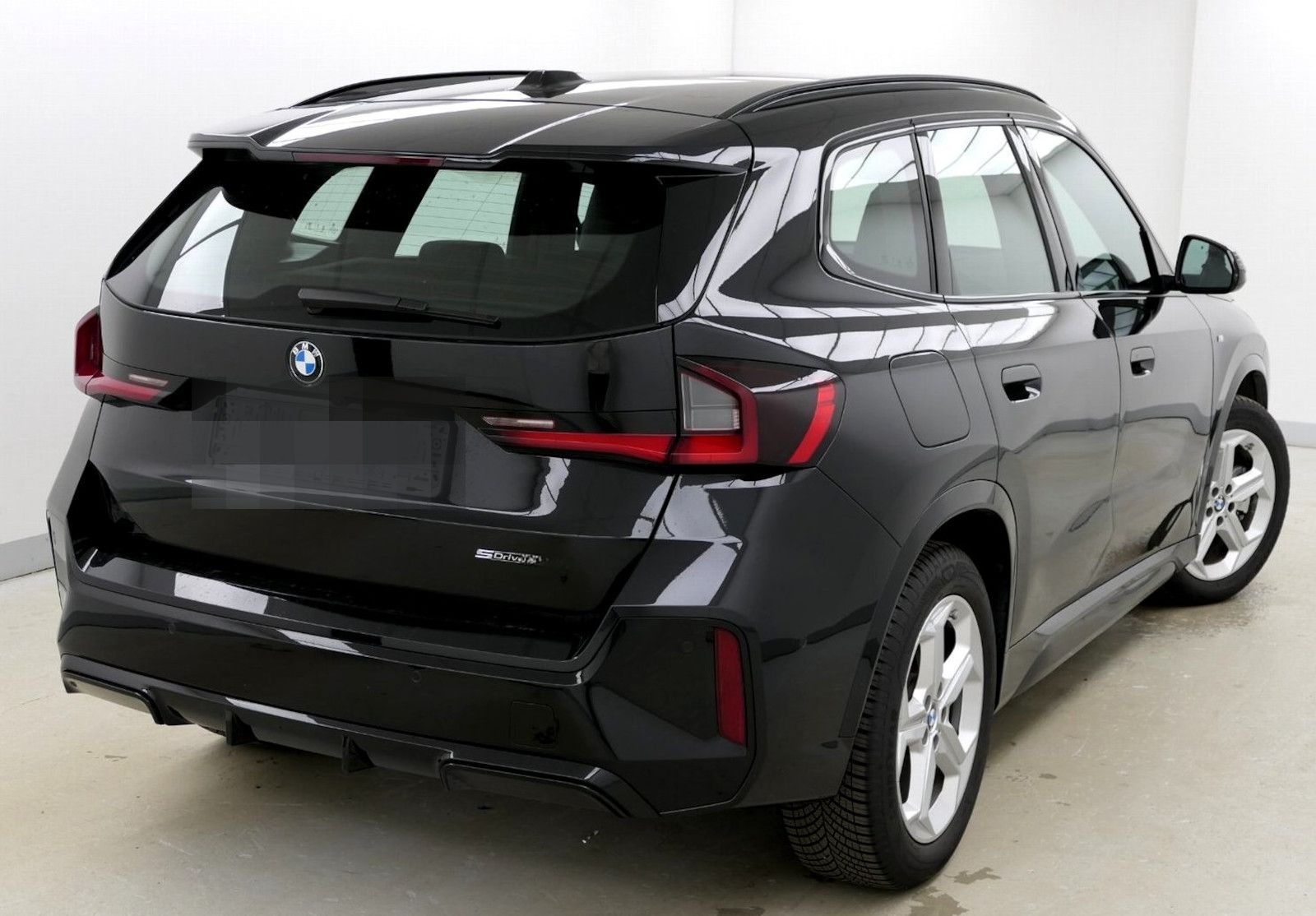 BMW X1 sDrive 20i M Sport HeadUp ACC 360°Kam eSitze foto 4