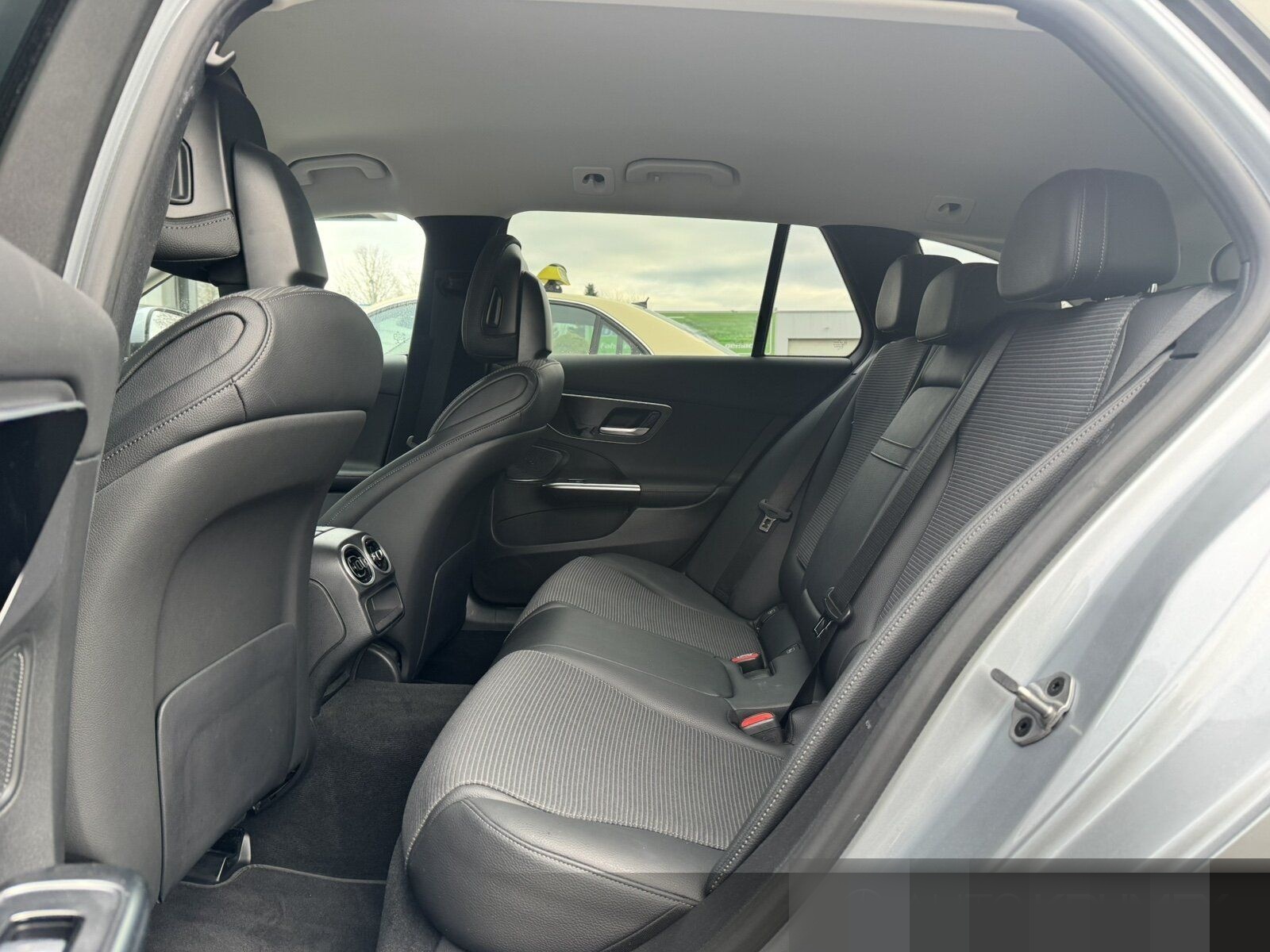 Mercedes-Benz C 220 d 4MATIC T-Modell AVANTGARDE+LED+Standh., foto 7