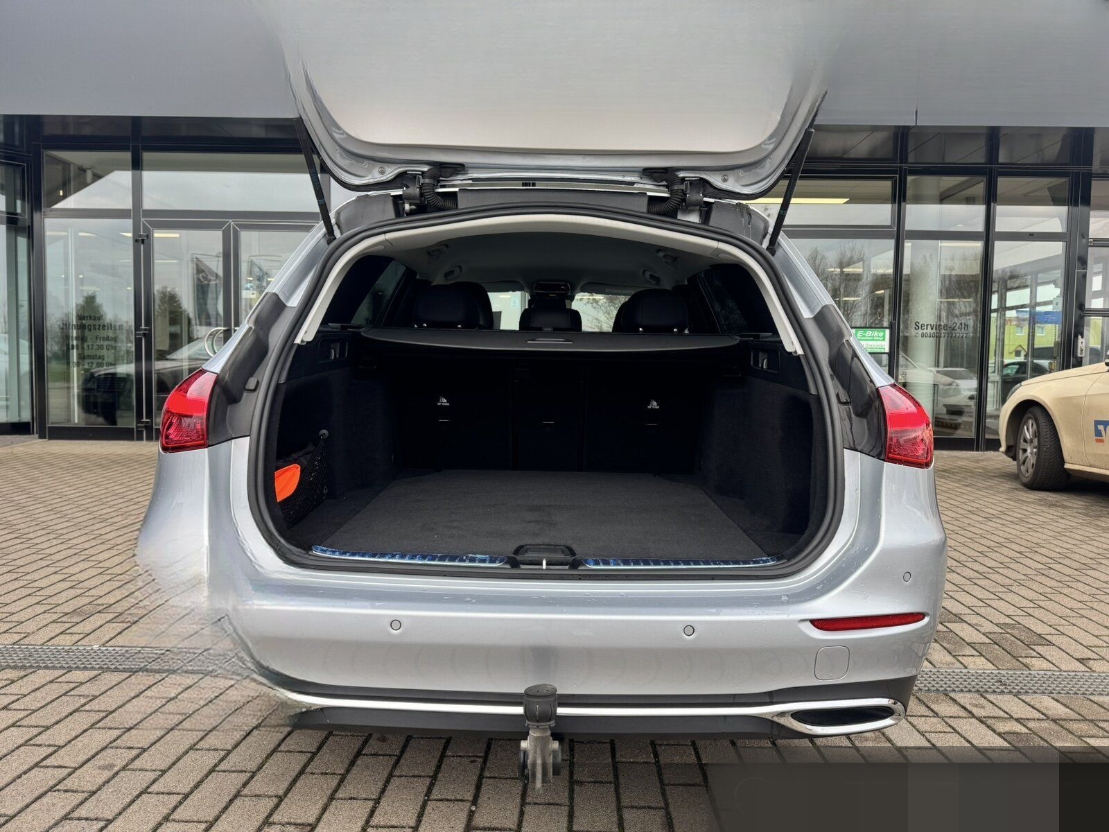Mercedes-Benz C 220 d 4MATIC T-Modell AVANTGARDE+LED+Standh., foto 8