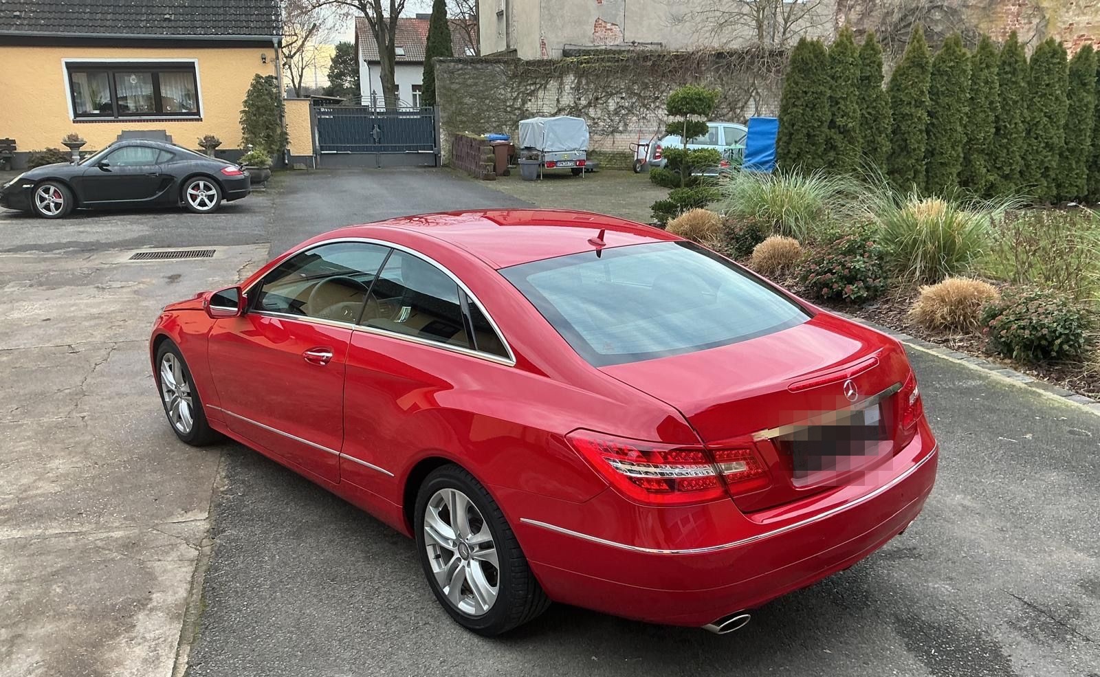 Mercedes-Benz E 350 Coupé BlueEFFICIENCY ELEGANCE foto 8