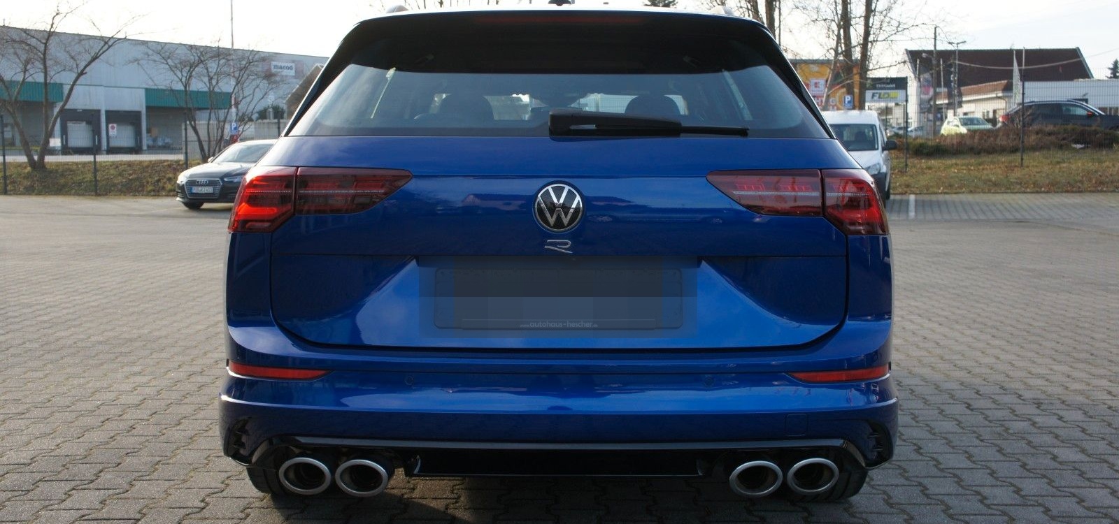 Volkswagen Golf VIII Variant R 2.0 TSI 4Motion DSG *MATRIX* foto 7