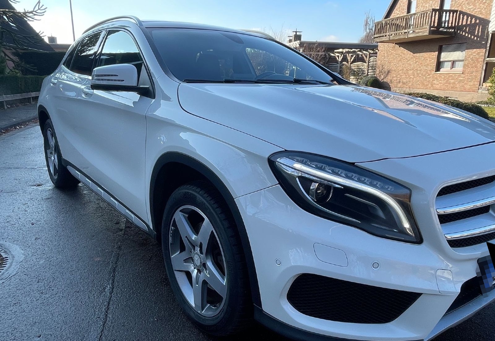 Mercedes-Benz GLA 250 4Matic foto 2