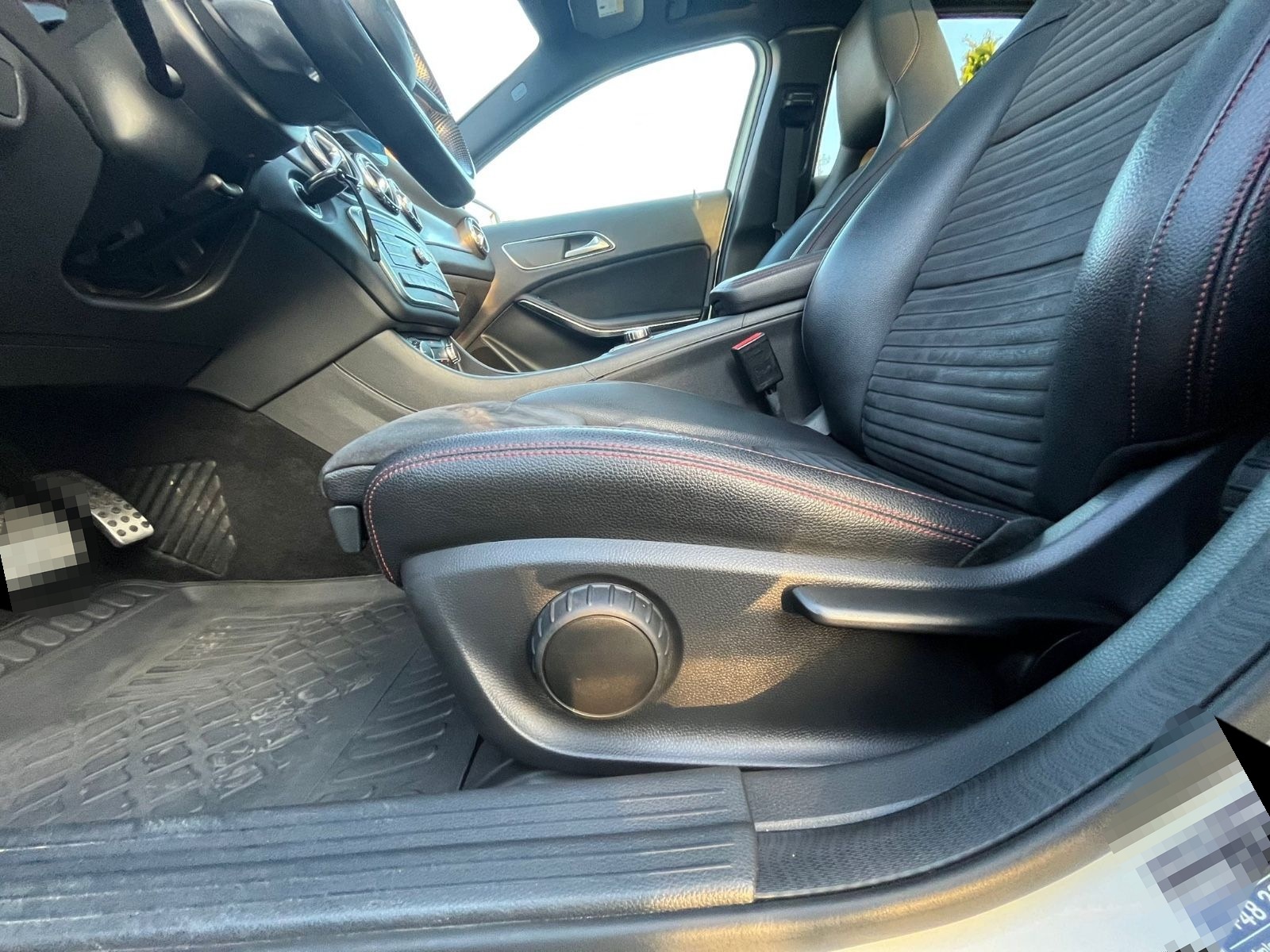 Mercedes-Benz GLA 250 4Matic foto 13