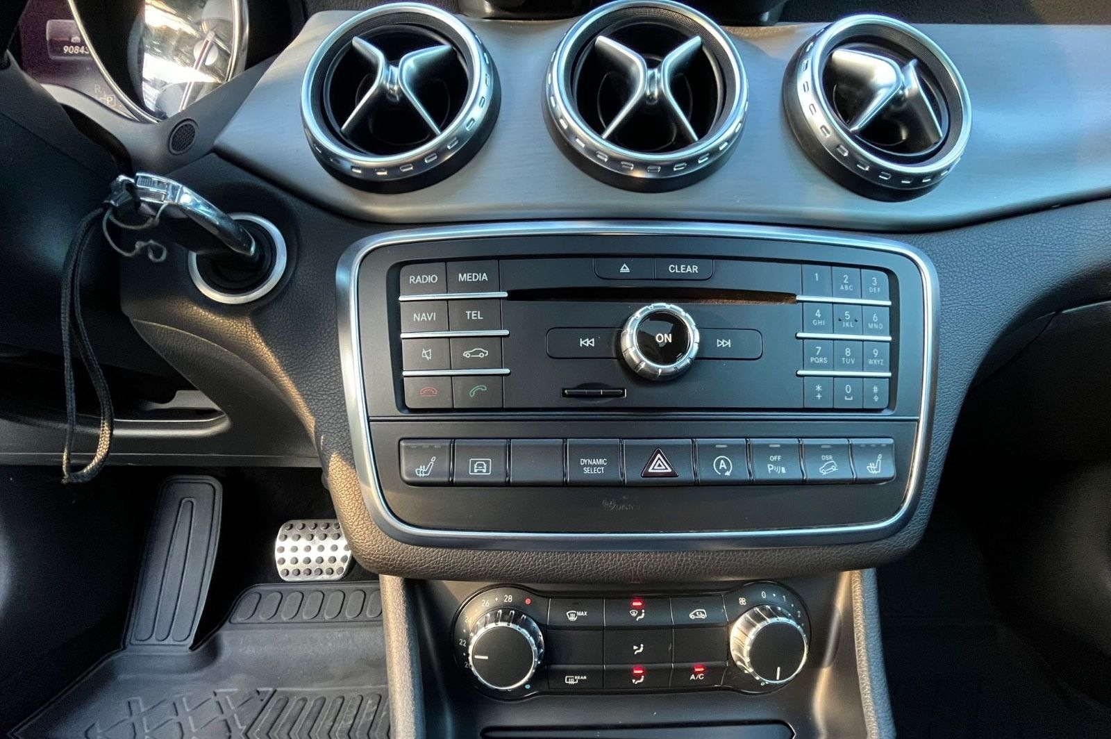 Mercedes-Benz GLA 250 4Matic foto 10