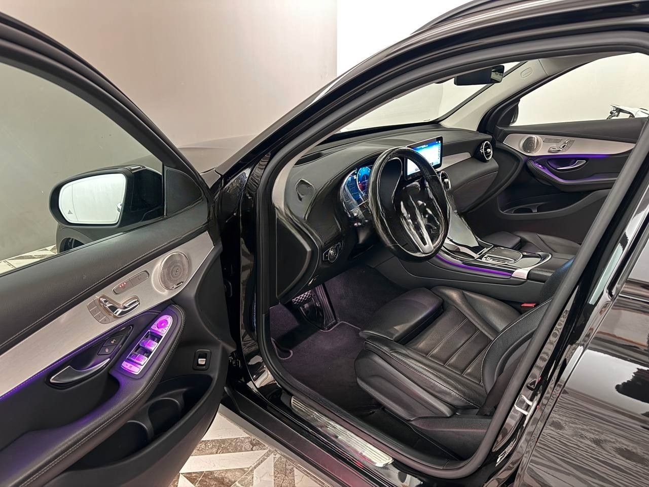 Mercedes-Benz GLC 300 d 4Matic AMG L. Sonderausstattung Pano. foto 6