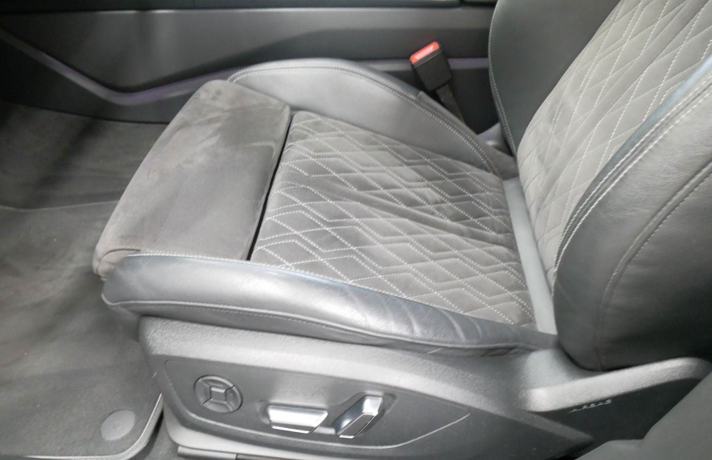 Audi S6 Avant TDI tiptr. MATRIX PANO virt. Cock. NAVI foto 18