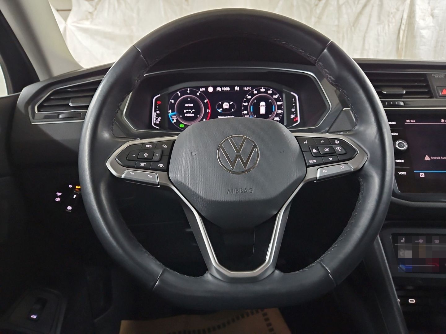 Volkswagen Tiguan Allspace 2.0TSI Elegance 4M MATRIX KAMERA foto 16