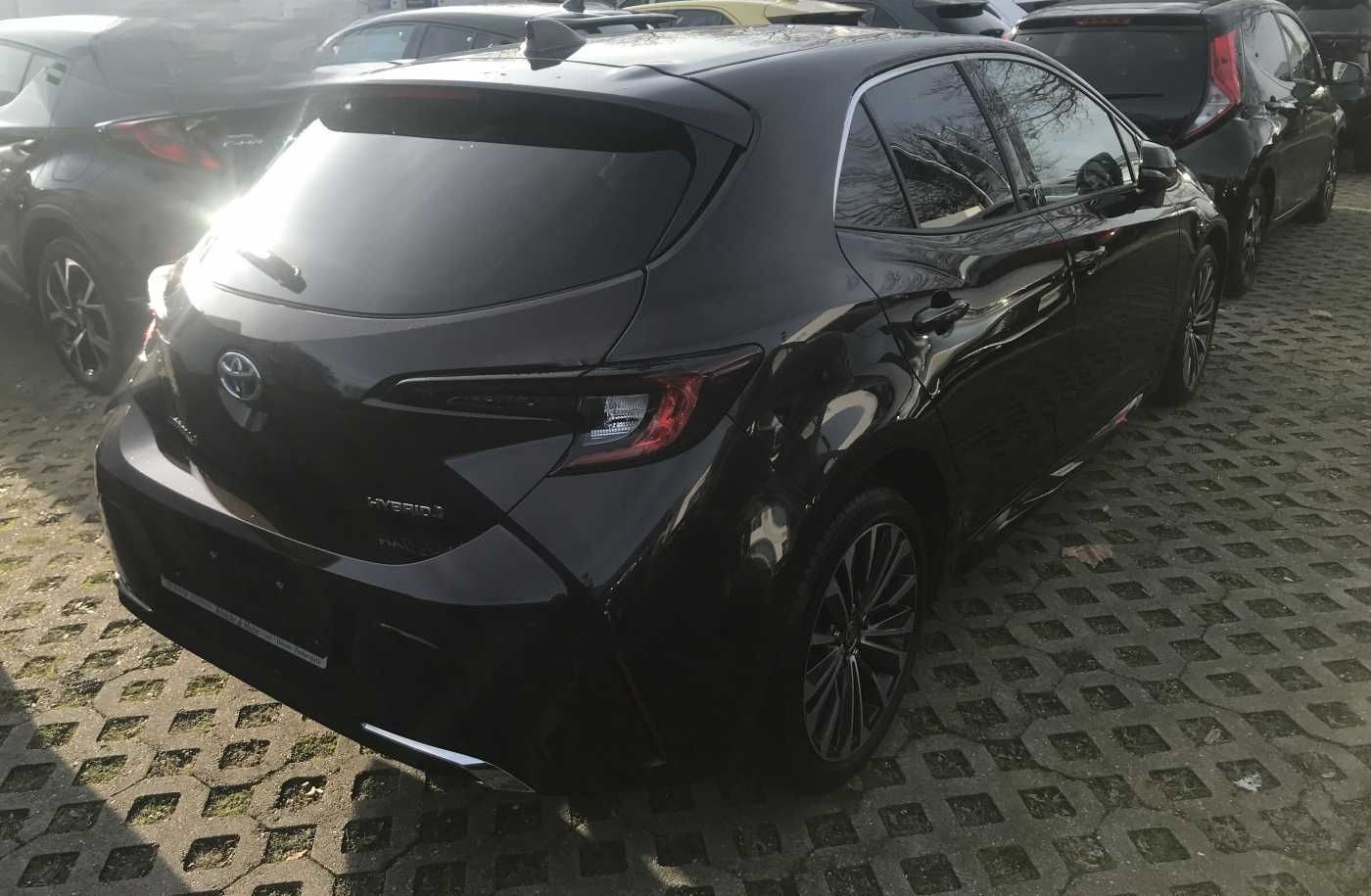 Toyota Corolla Hybrid 1.8 Team Deutschland foto 4