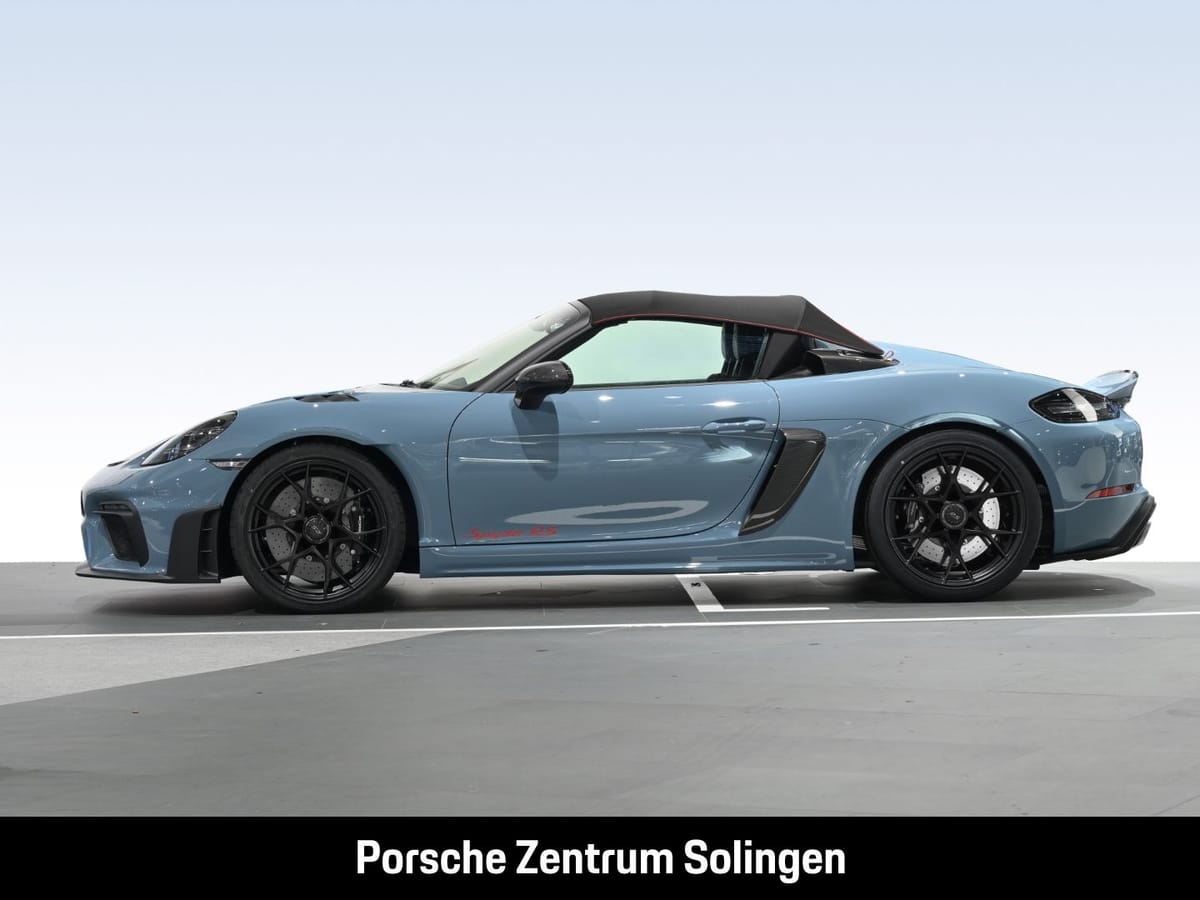 Porsche 718 Spyder RS PTS PCCB Porsche Exclusive Showcar foto 2