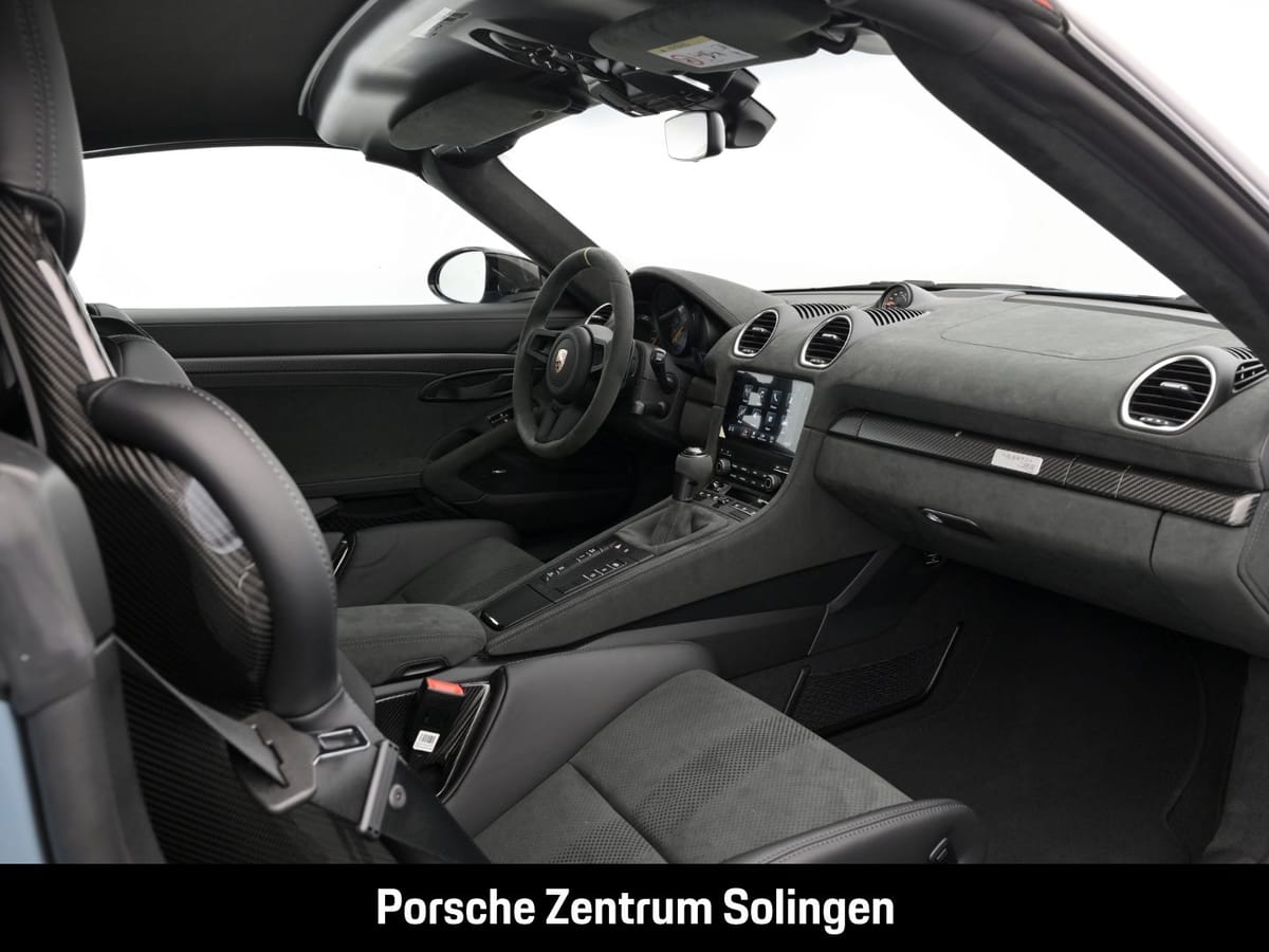 Porsche 718 Spyder RS PTS PCCB Porsche Exclusive Showcar foto 16