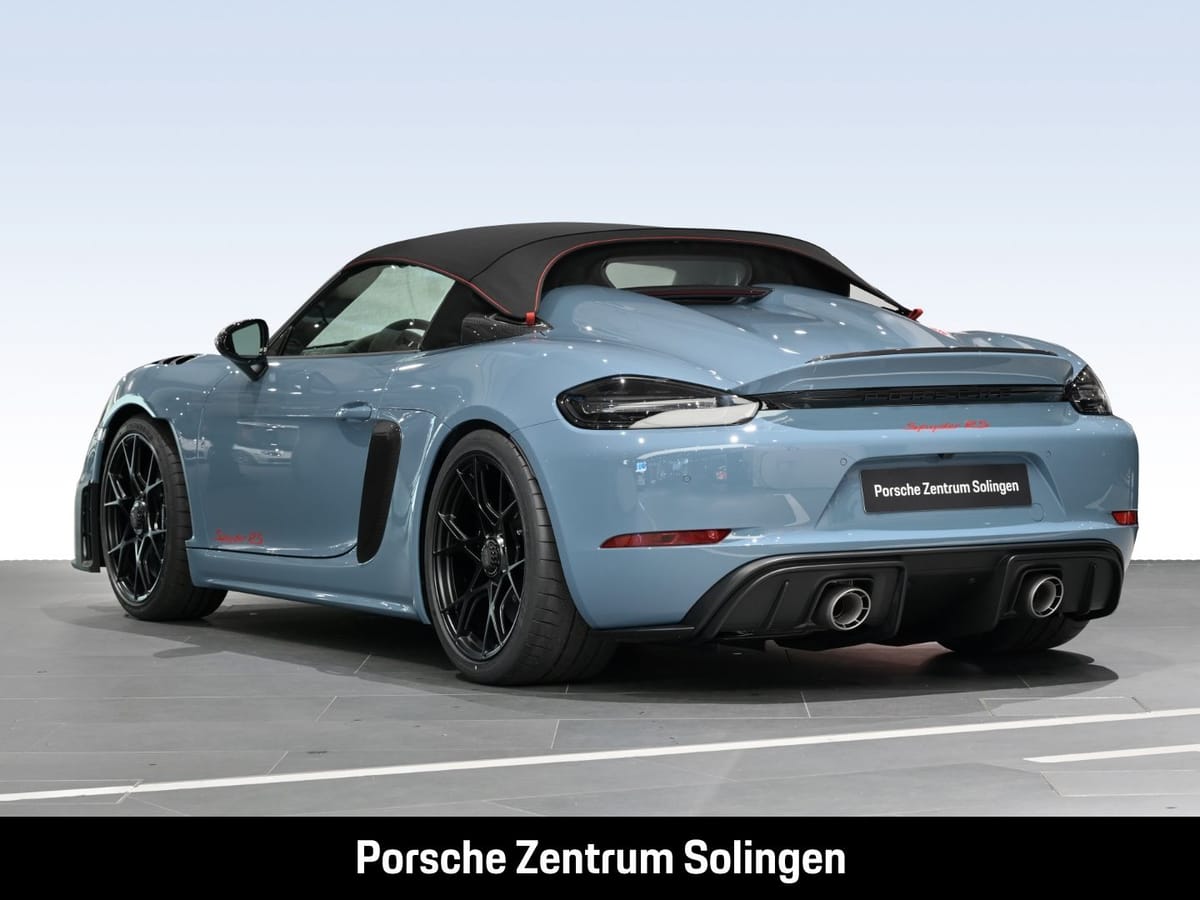 Porsche 718 Spyder RS PTS PCCB Porsche Exclusive Showcar foto 3