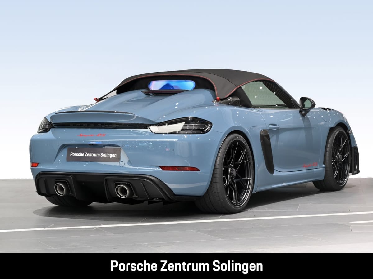Porsche 718 Spyder RS PTS PCCB Porsche Exclusive Showcar foto 4