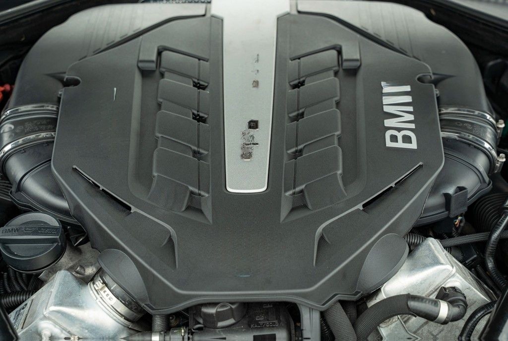BMW 650i Coupé - Motor wie NEU / TÜV NEU foto 10