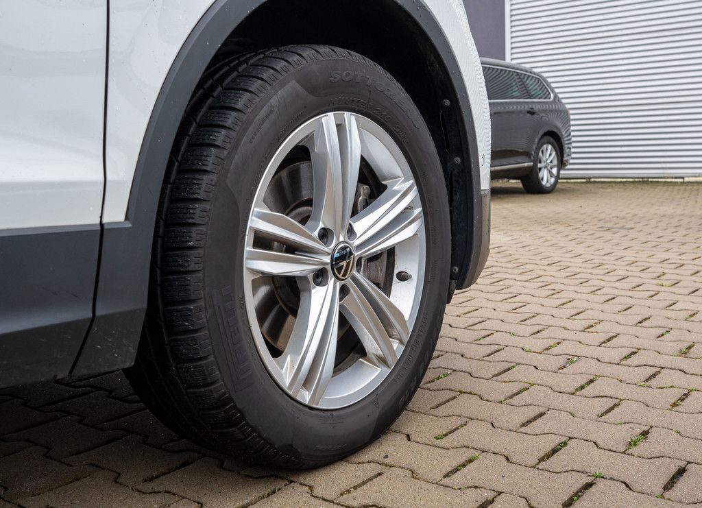 Volkswagen Tiguan Allspace Move 2,0 l TDI 4MOTION DSG ACC foto 9