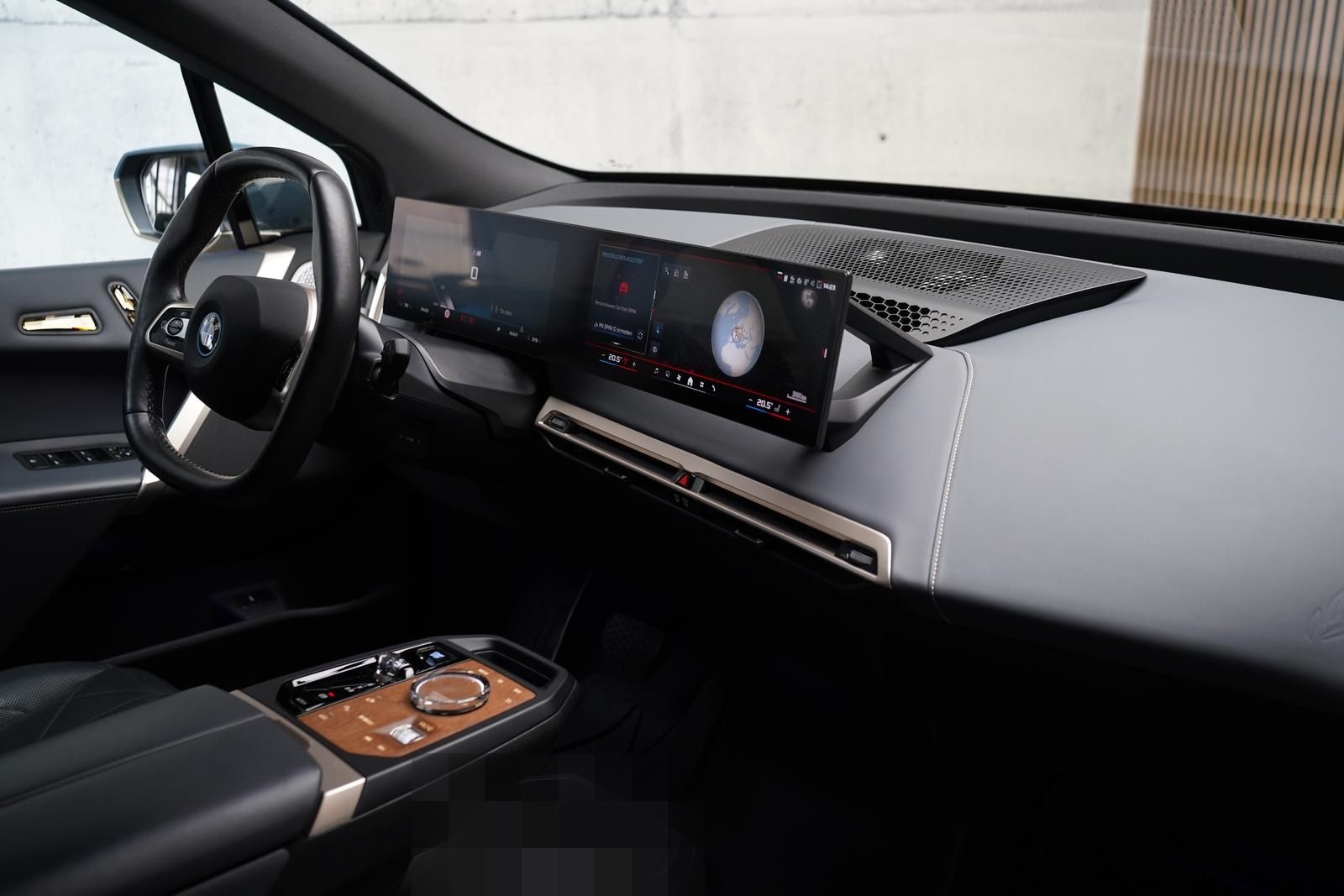 BMW iX M60 Laser | ACC | 360 | SkyLounge | B&W | AHK foto 2