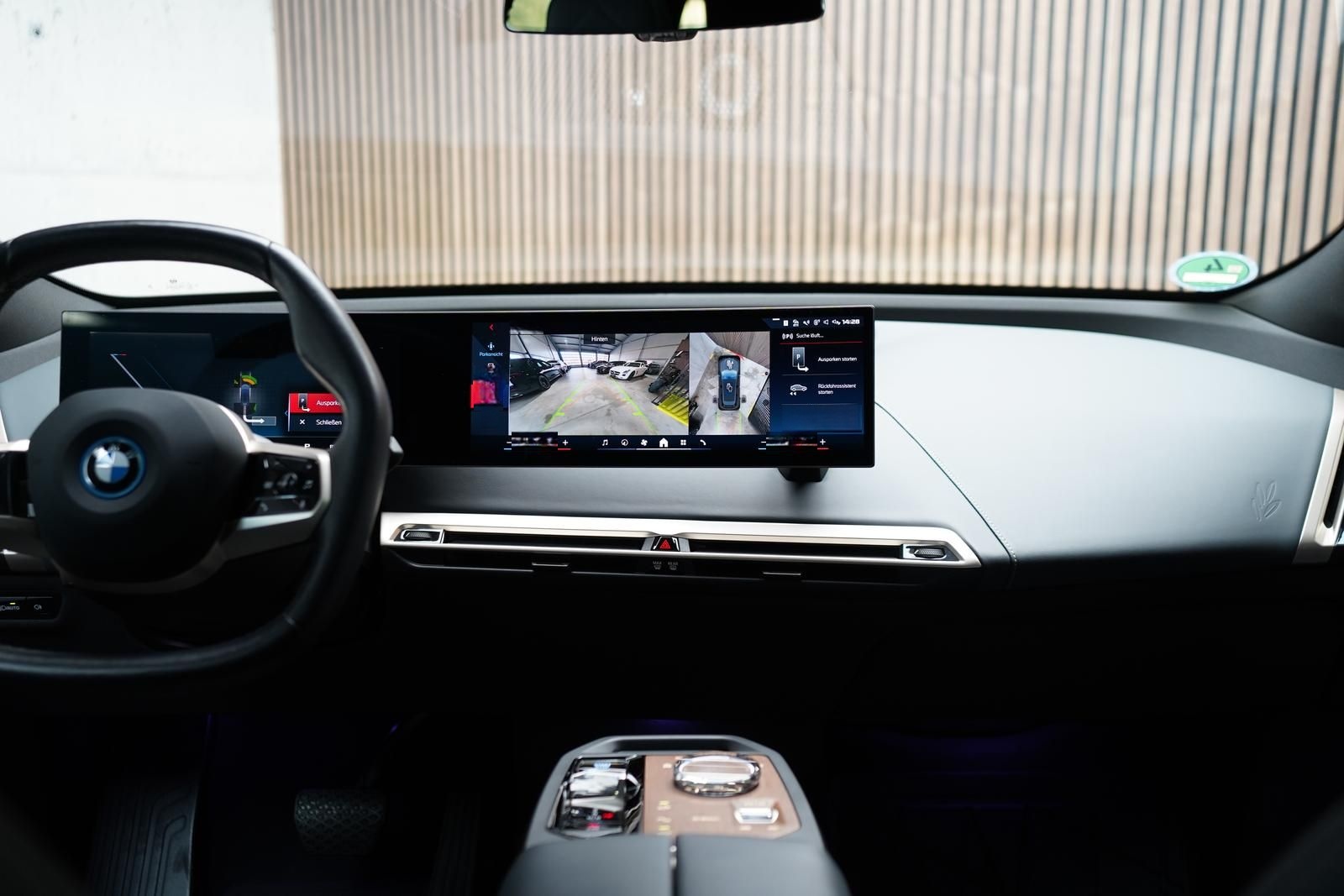 BMW iX M60 Laser | ACC | 360 | SkyLounge | B&W | AHK foto 11