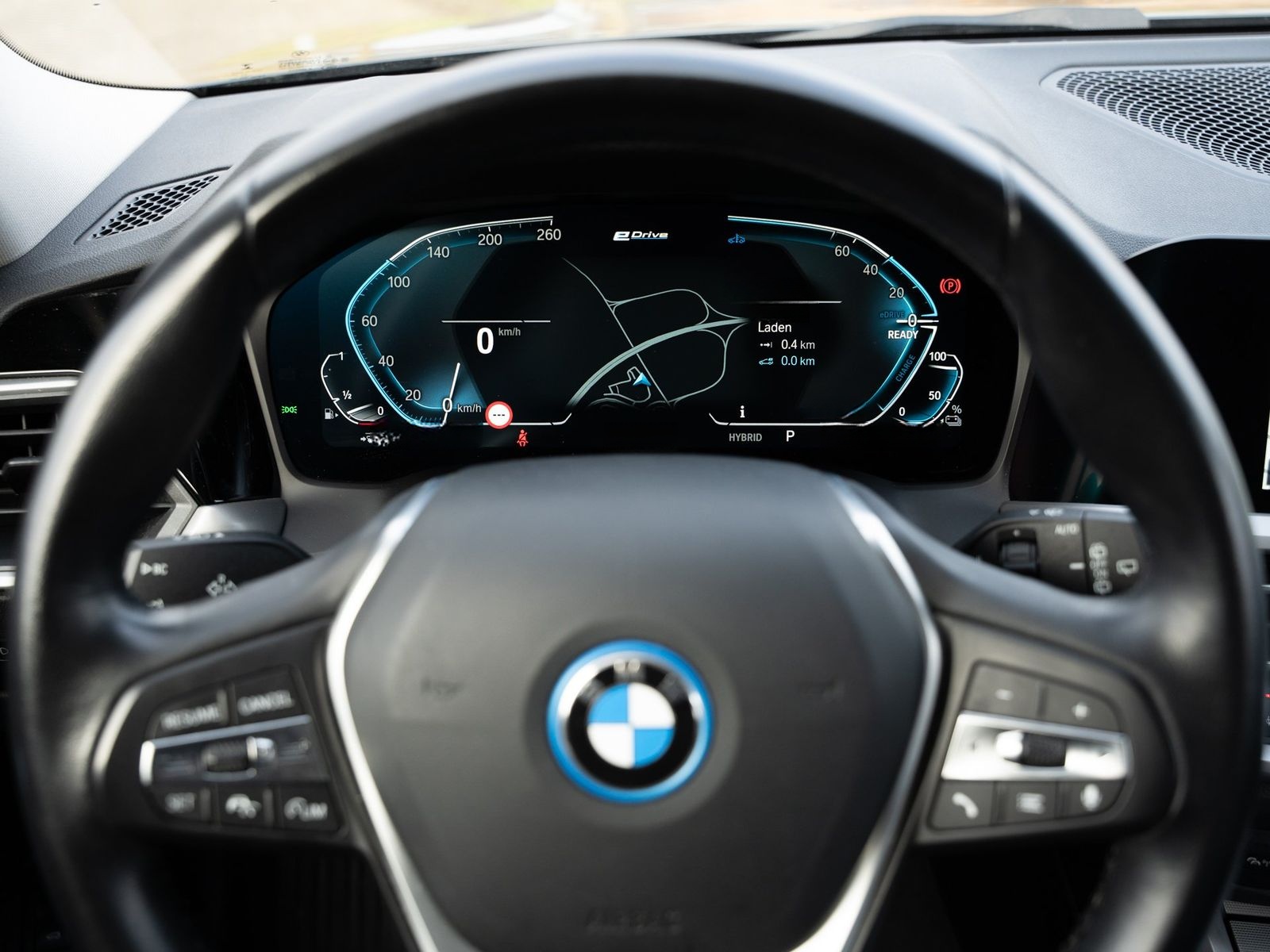 BMW 330e xDrive. ACC. AHK.Driving Assist.Leder foto 12