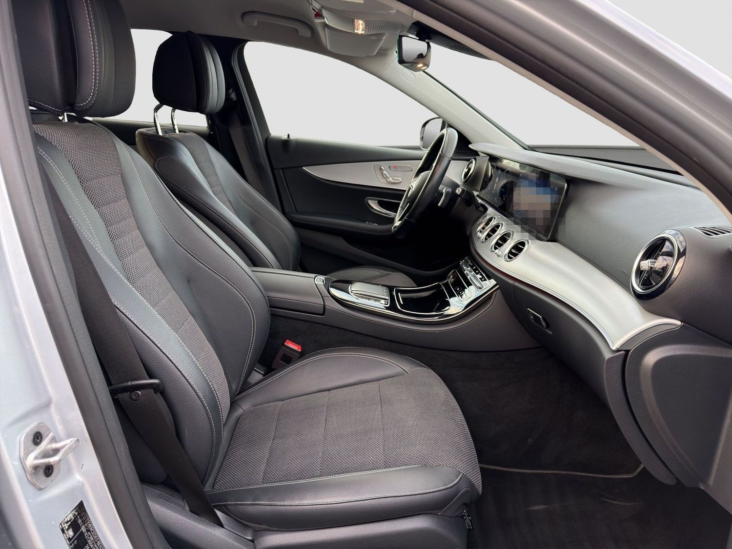 Mercedes-Benz E 220 Avantgarde Wide Navi ACC LED Standheizung foto 12