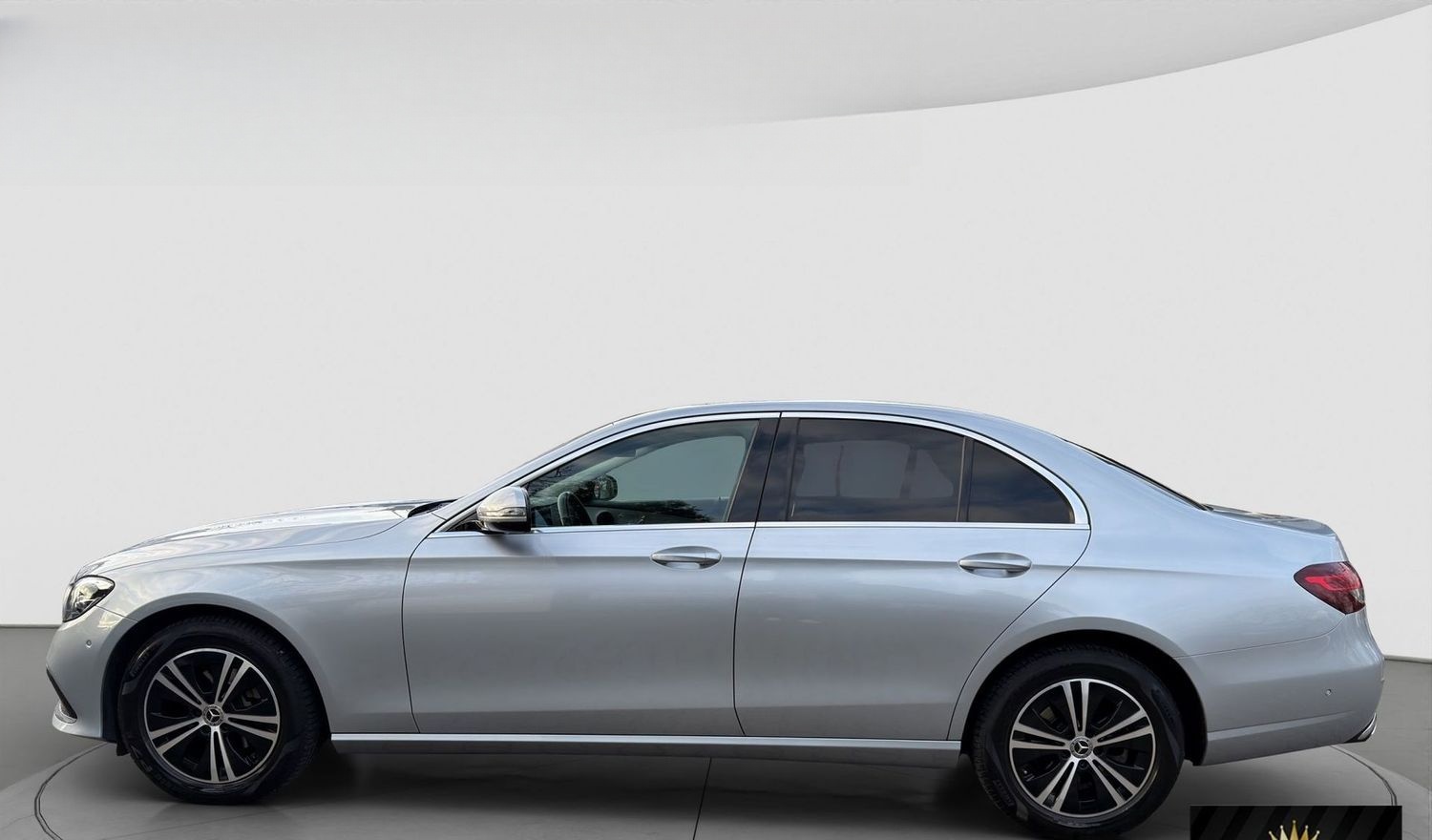 Mercedes-Benz E 220 Avantgarde Wide Navi ACC LED Standheizung foto 8