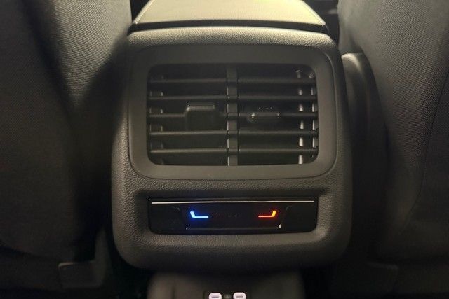 Volkswagen T-Roc Life Navi ACC LaneAssist LED Technikpaket+ foto 18