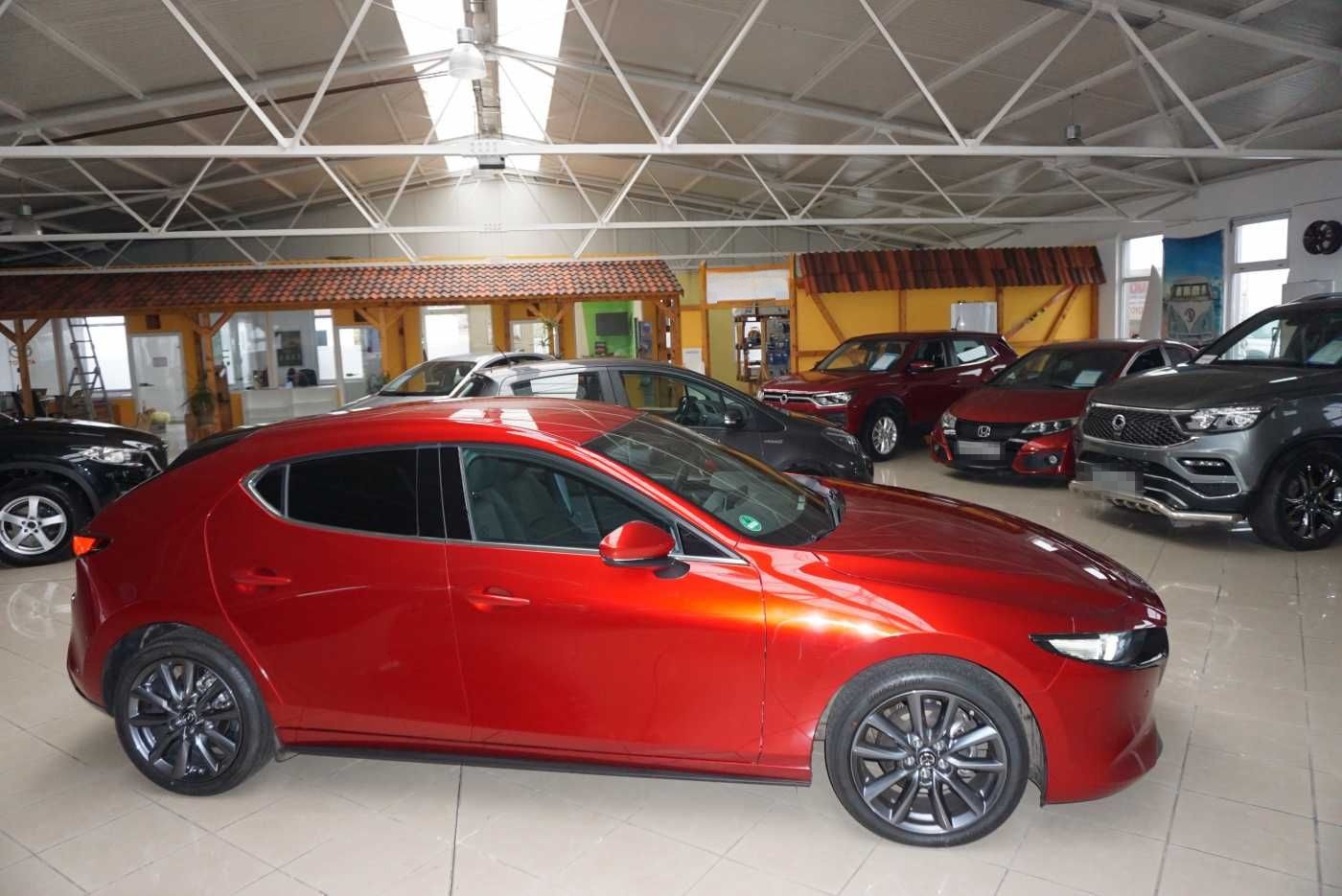 Mazda 3 3 e-SKYACTIV-G 150 M HYBRID EXCLUSIVE-LINE foto 2