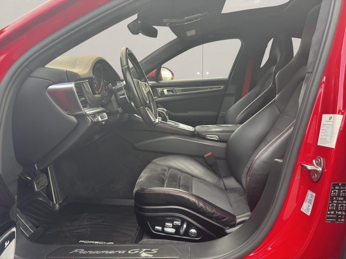 Porsche Panamera GTS V8 Sport Design Panorama Burmester foto 9