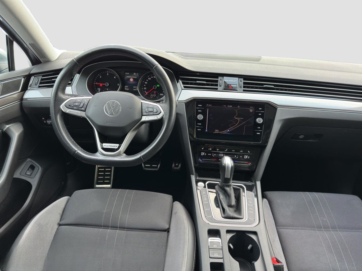 Volkswagen Passat Alltrack 2.0 TDI DSG 4Mo. PANO AHK KAMERA foto 20