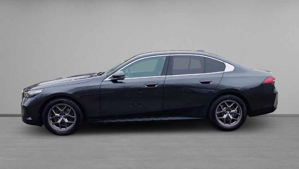 BMW 520 d Lim. 197PS +COMF.P+ALLW+HARM.KARD.+INNOVP+ foto 2