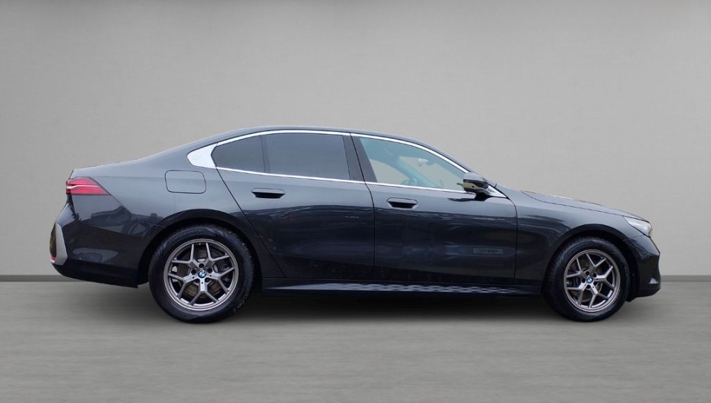 BMW 520 d Lim. 197PS +COMF.P+ALLW+HARM.KARD.+INNOVP+ foto 5