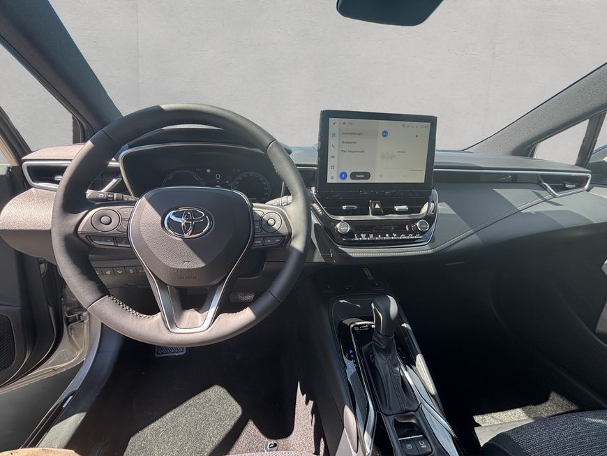 Toyota Corolla 2.0 Hybrid Touring Sports Teamplayer foto 12