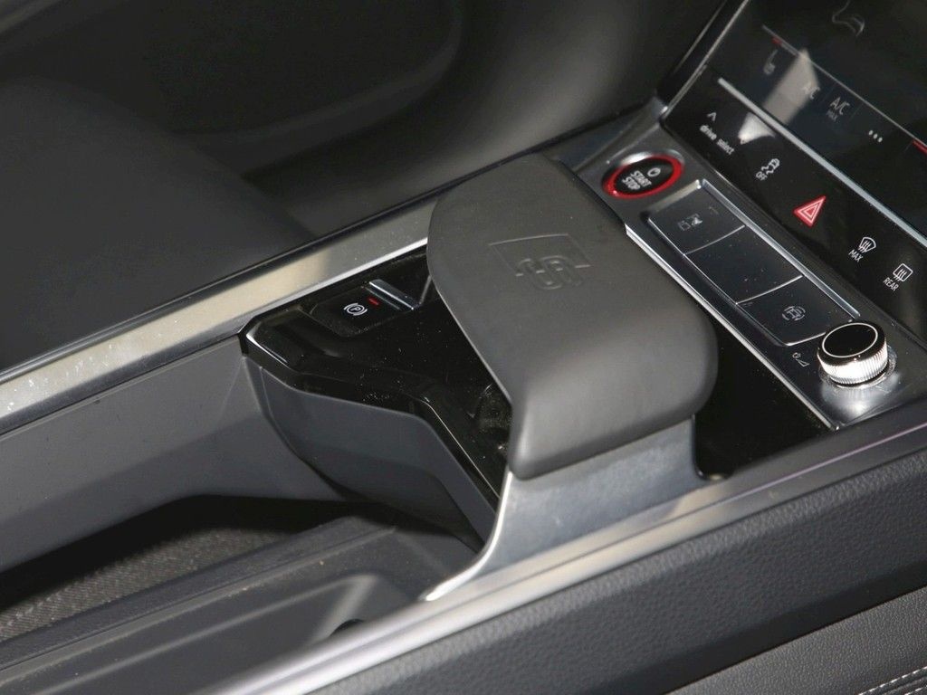 Audi e-tron S quattro 22"Pano AHK Navi+VC LED 360°Kam foto 14