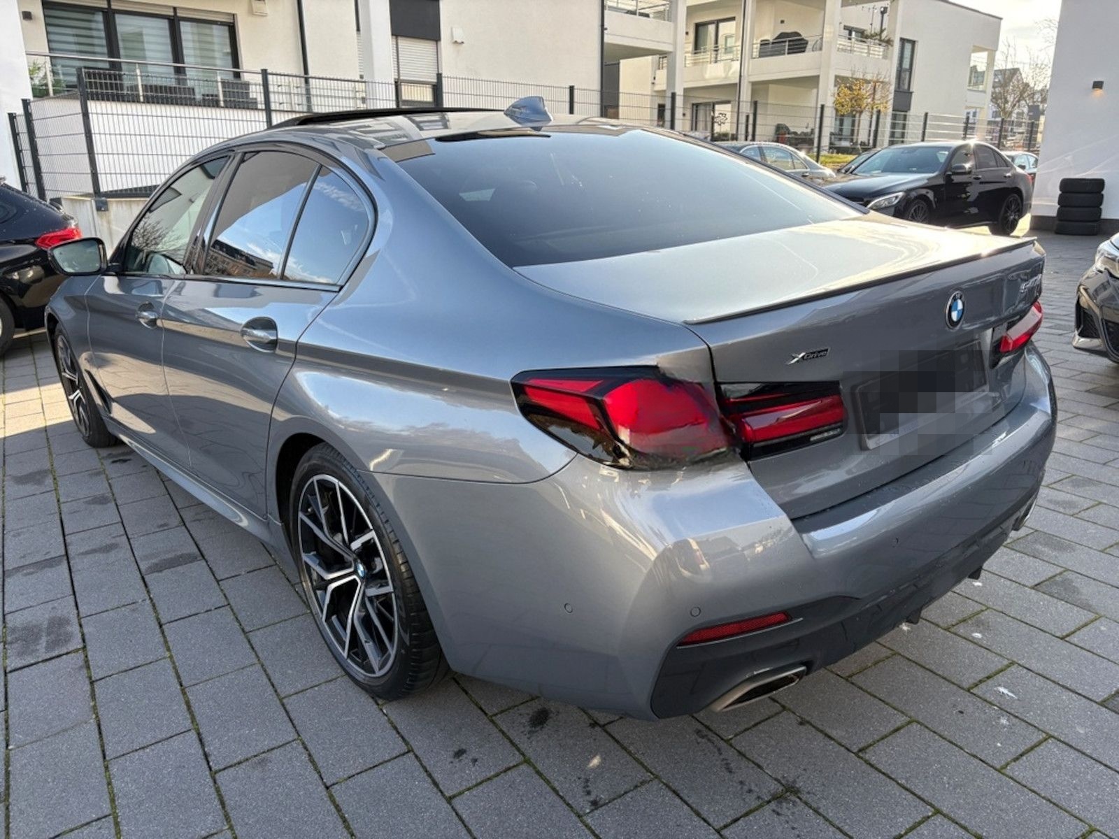 BMW 540dA xDRIVE M SPORT MASSAGE LASER GSD foto 3