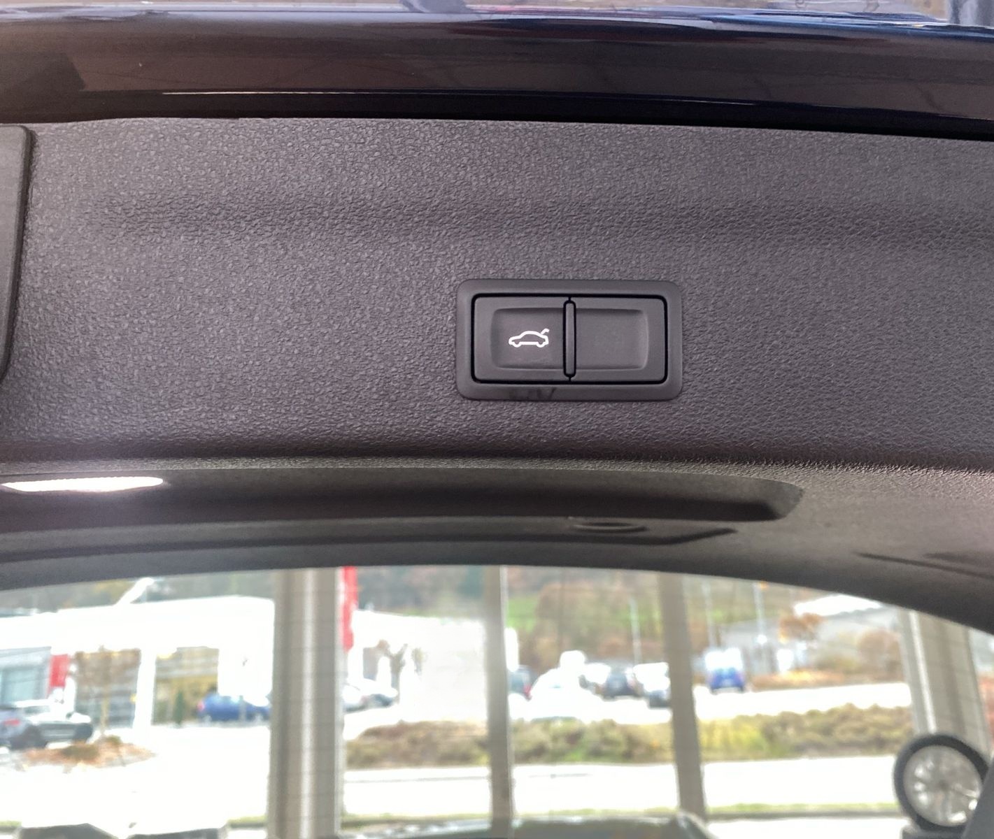 Audi S6 Avant (AHK.HD-MATRIX LED.PANO.SHZ v+h.PDC plu foto 17