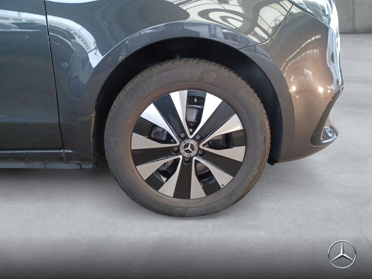 Mercedes-Benz V 300 d AVANTGARDE 9G+AHK+StandHZ+Distronic+MBUX foto 5