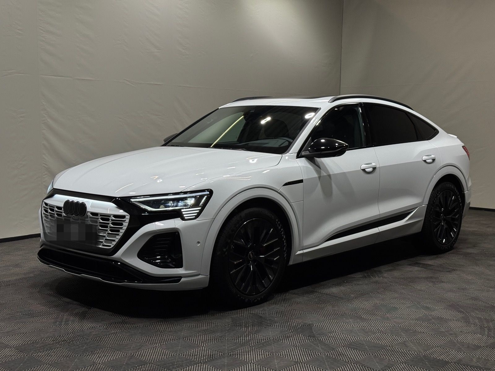 Audi Q8 Sportback e-tron S-Line Edition 55 | PANO foto 2