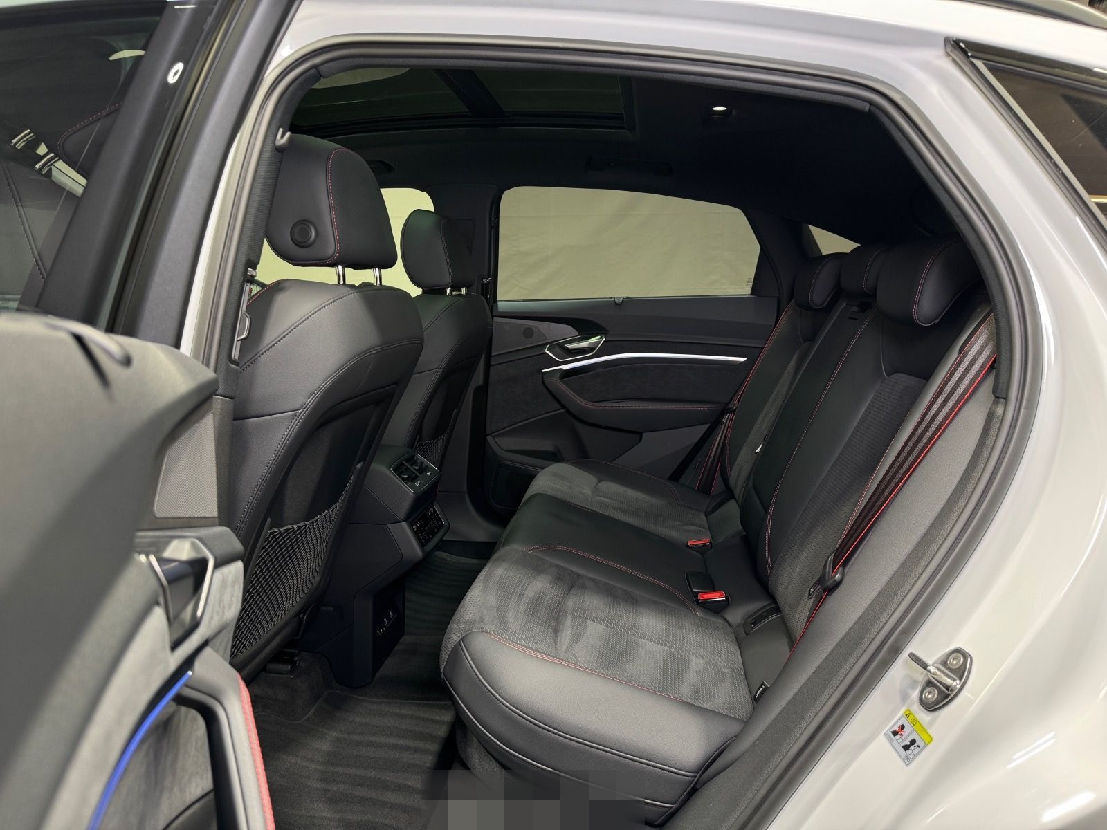 Audi Q8 Sportback e-tron S-Line Edition 55 | PANO foto 20