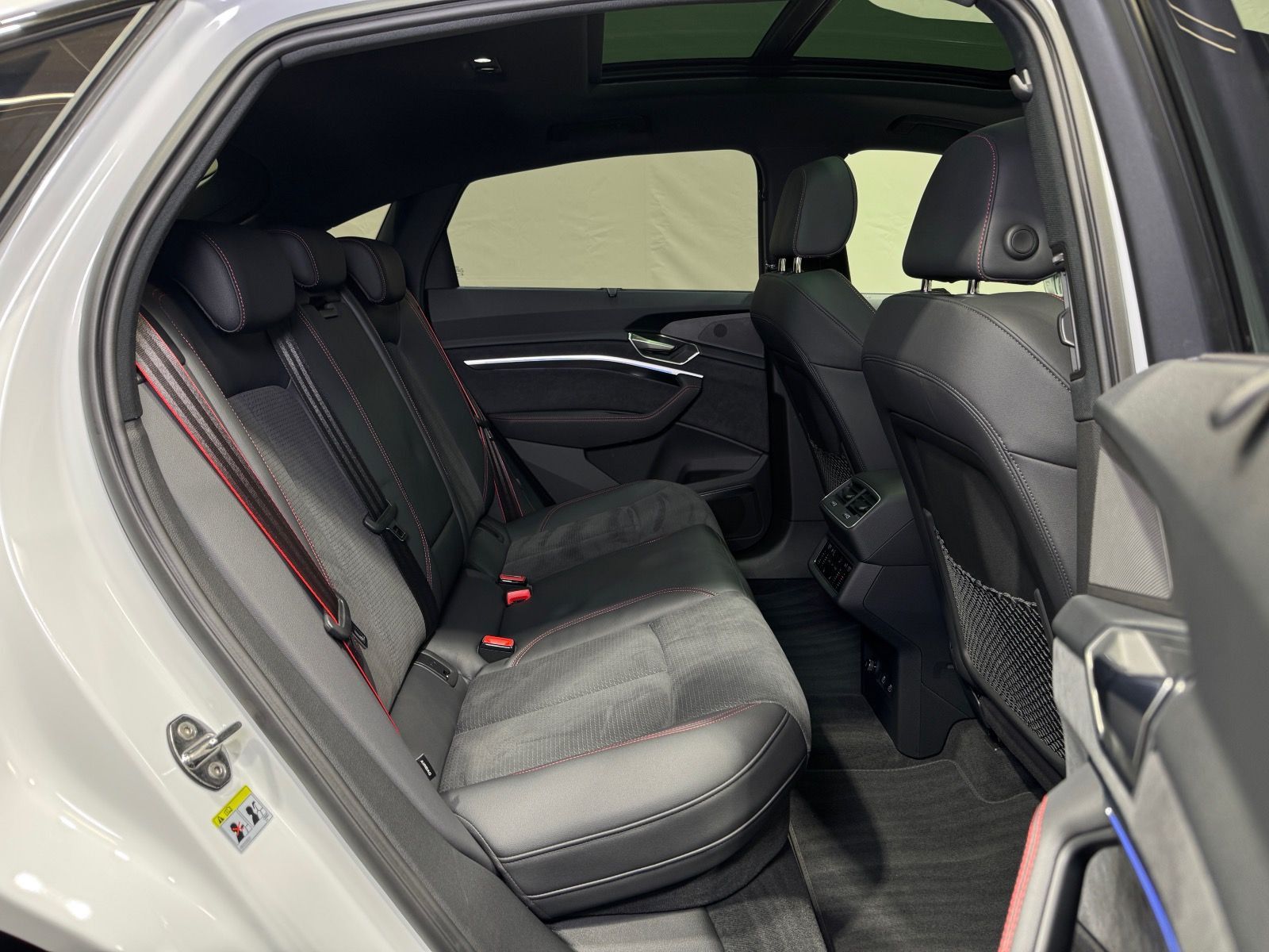 Audi Q8 Sportback e-tron S-Line Edition 55 | PANO foto 22
