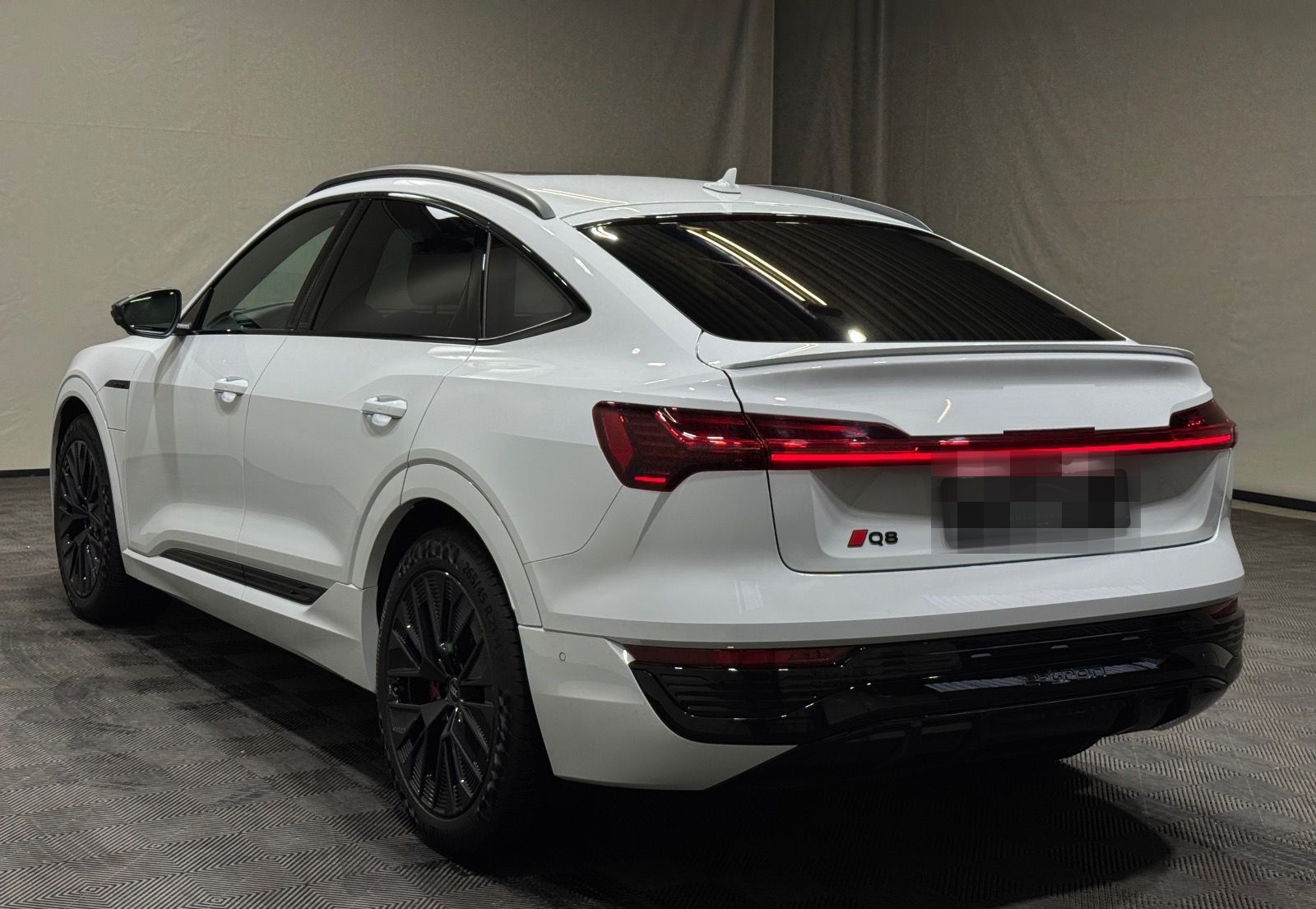 Audi Q8 Sportback e-tron S-Line Edition 55 | PANO foto 4