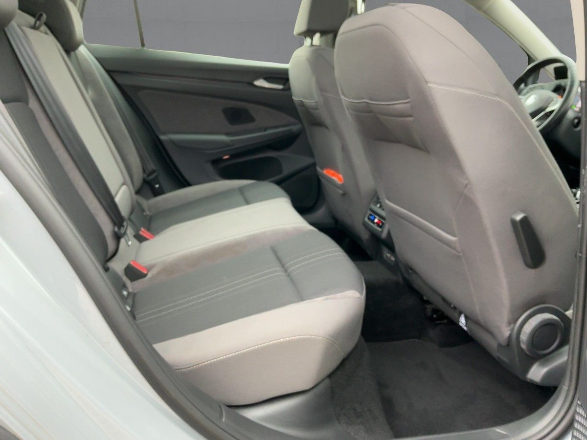 Volkswagen Golf VIII Alltrack TDI DSG MATRIX+AHK+PANO+STHZG foto 13