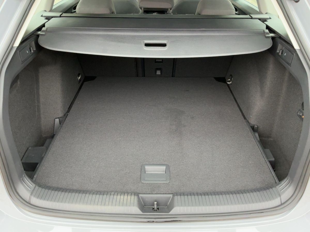 Volkswagen Golf VIII Alltrack TDI DSG MATRIX+AHK+PANO+STHZG foto 14
